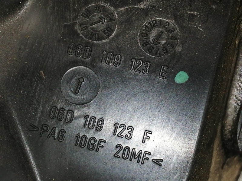 Recambio de tapa distribucion para seat toledo (5p2) stylance / style referencia OEM IAM 06D109123E  