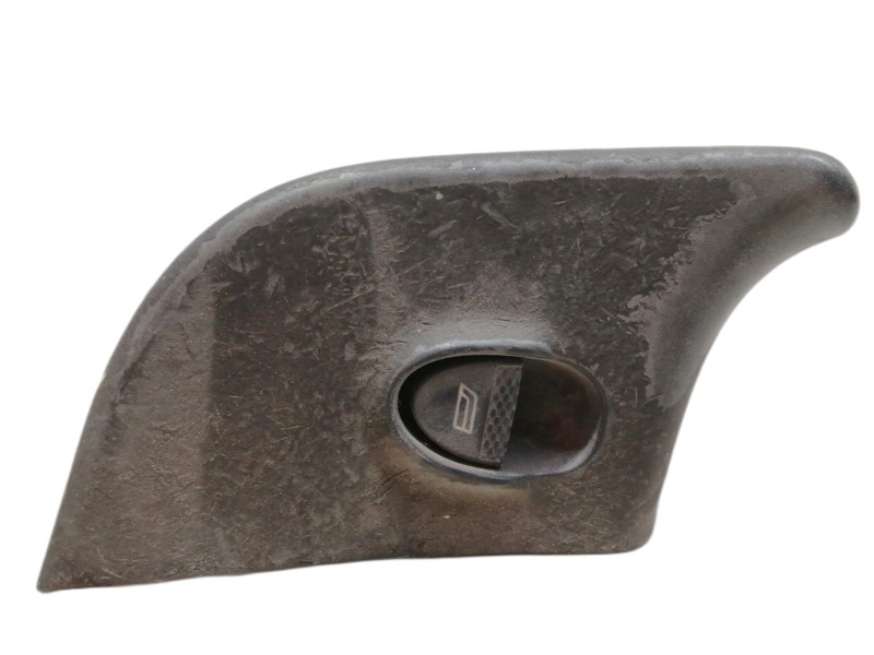 Recambio de mando elevalunas delantero derecho para fiat bravo (182) 1.6 16v / 16v 100 sx referencia OEM IAM   