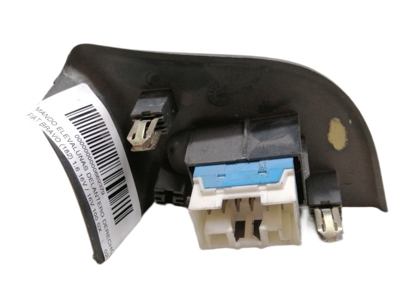 Recambio de mando elevalunas delantero derecho para fiat bravo (182) 1.6 16v / 16v 100 sx referencia OEM IAM   