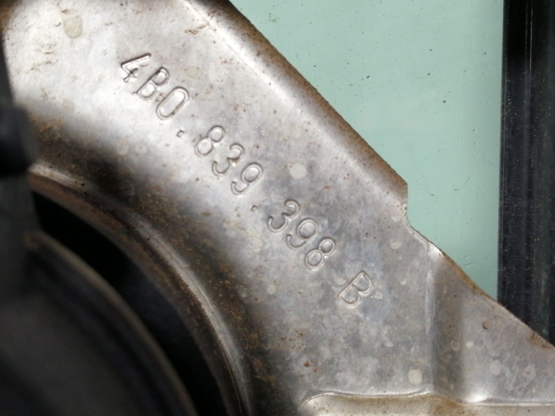 Recambio de elevalunas trasero derecho para audi allroad quattro (4b5) 2.5 tdi (132kw) referencia OEM IAM 102857XXX  