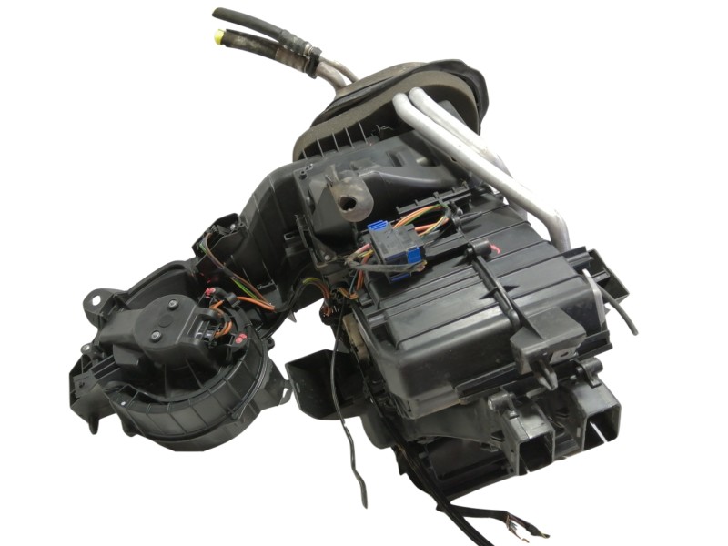 Recambio de calefaccion entera normal para peugeot bipper 1.3 16v hdi fap referencia OEM IAM 5L2022100  