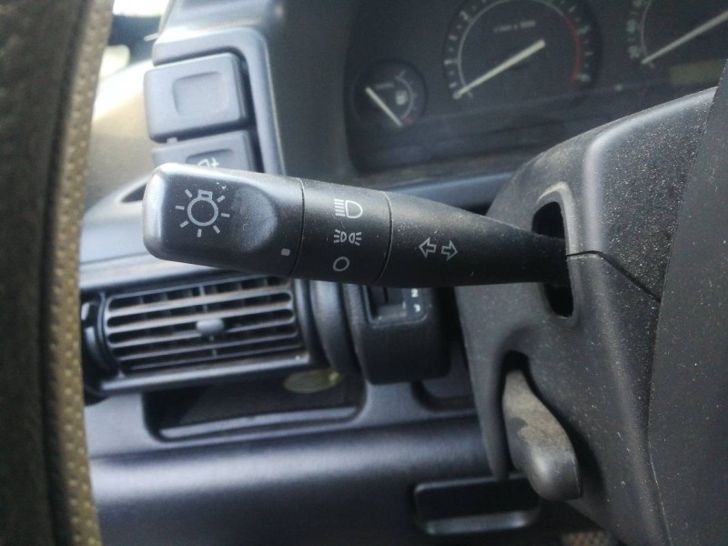 Recambio de mando intermitentes para land rover freelander 2.0 td4 cat referencia OEM IAM 36663H  