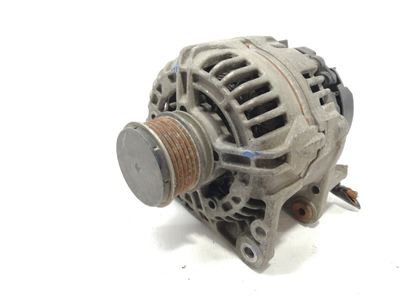 Recambio de alternador para seat cordoba berlina (6l2) reference referencia OEM IAM 045903023  