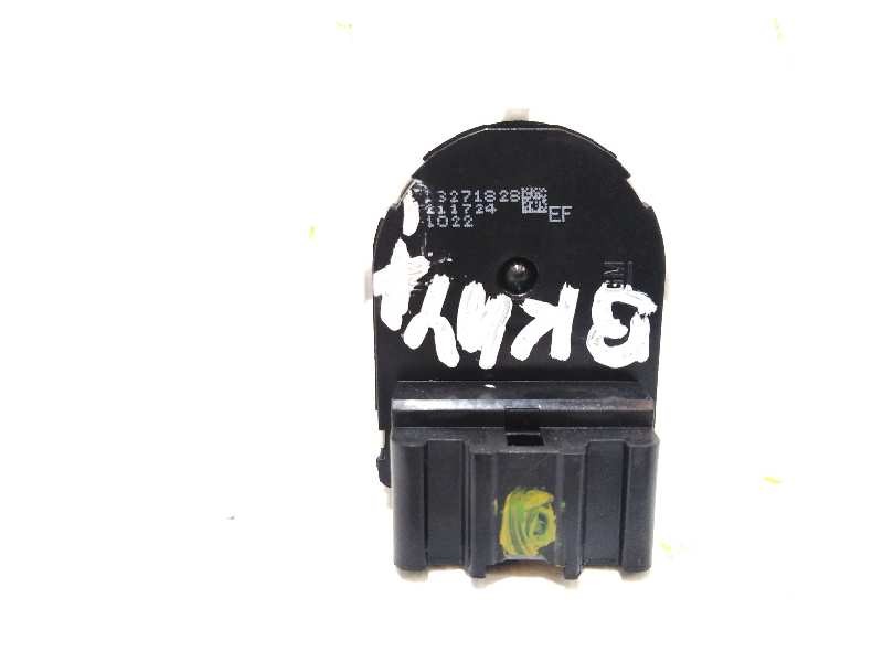 Recambio de mando retrovisor para opel insignia berlina cosmo referencia OEM IAM 13271828  