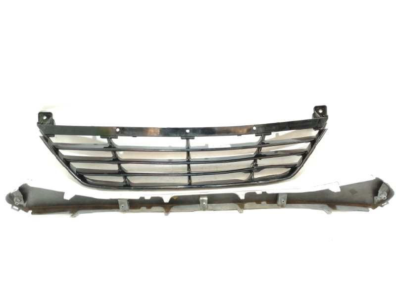 Recambio de rejilla paragolpes delantero para hyundai ix35 classic 2wd referencia OEM IAM   