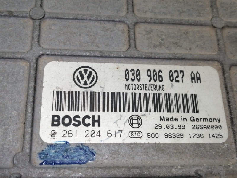 Recambio de centralita motor uce para volkswagen polo berlina (6n1) básico referencia OEM IAM 030906027AA  