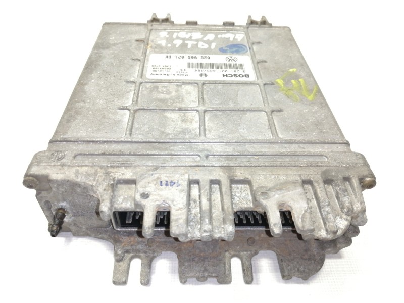 Recambio de centralita motor uce para seat ibiza (6k) gt referencia OEM IAM 0281001483  