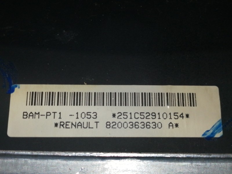 Recambio de airbag delantero izquierdo para renault clio iii 1.4 16v referencia OEM IAM 8200363630  