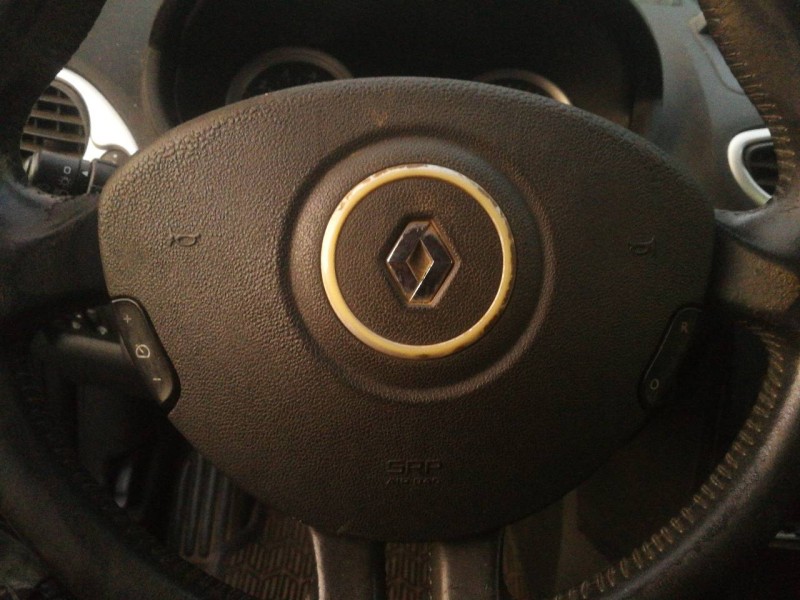 Recambio de airbag delantero izquierdo para renault clio iii 1.4 16v referencia OEM IAM 8200363630  