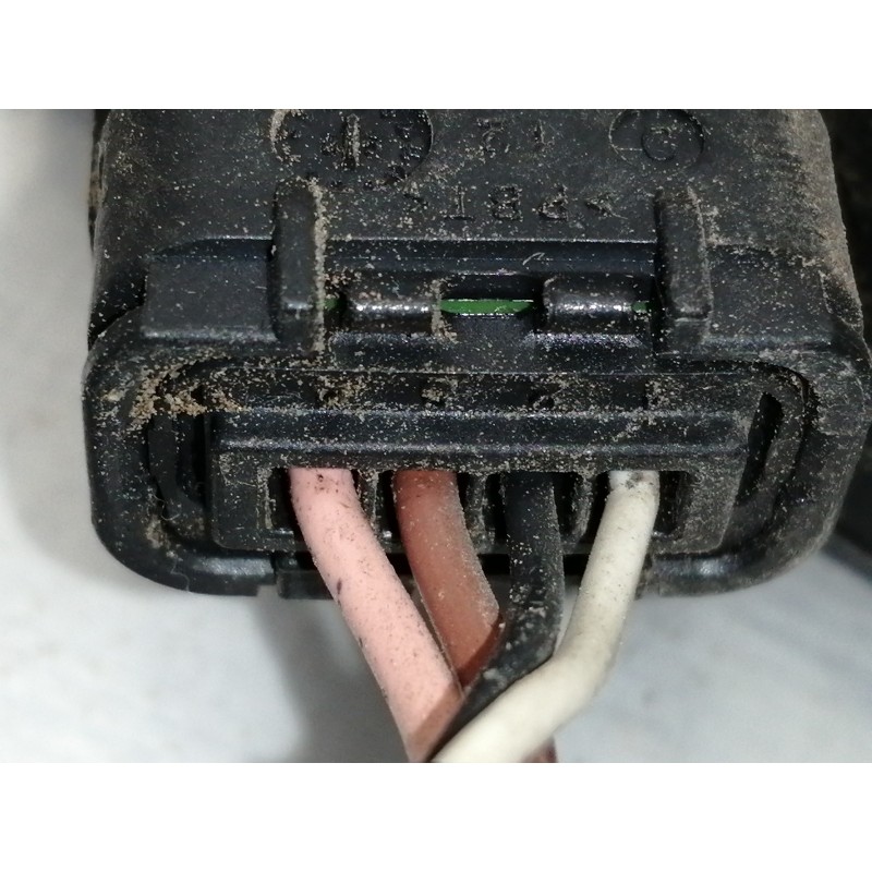 Recambio de cerradura puerta delantera derecha para renault clio iii 1.4 16v referencia OEM IAM 3605C  