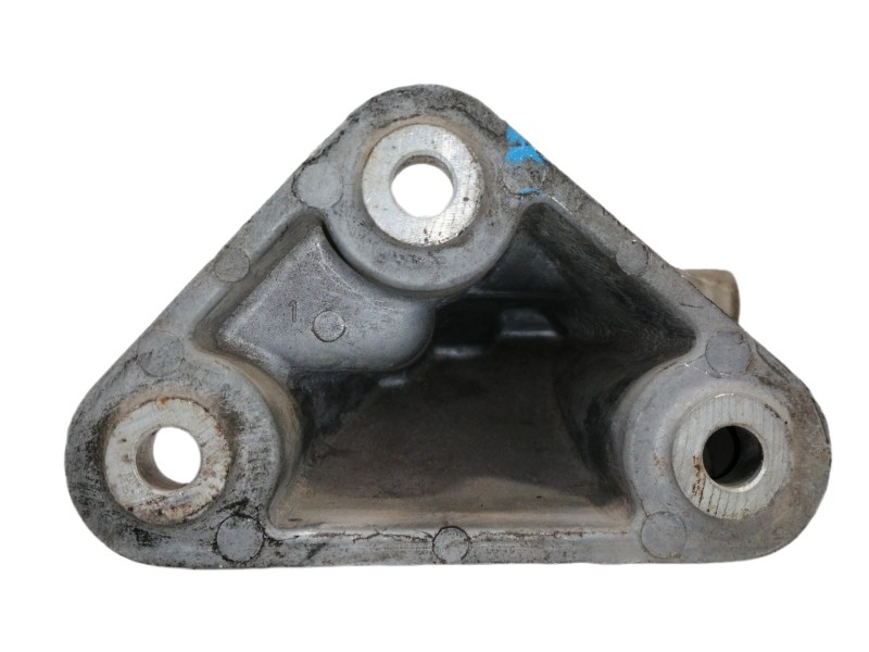 Recambio de soporte alternador para nissan almera (n16/e) 2.2 dci diesel cat referencia OEM IAM   