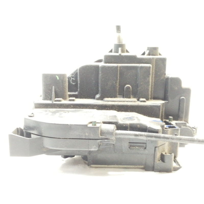 Recambio de cerradura puerta trasera izquierda para renault clio iii 1.4 16v referencia OEM IAM   