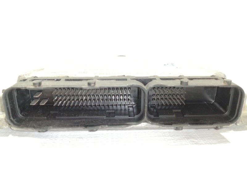 Recambio de centralita motor uce para opel zafira a comfort referencia OEM IAM 0281010021  