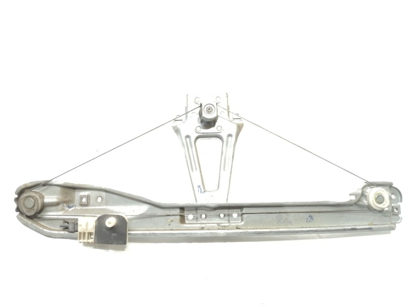 Recambio de elevalunas trasero izquierdo para renault clio iii 1.4 16v referencia OEM IAM 8200291154  