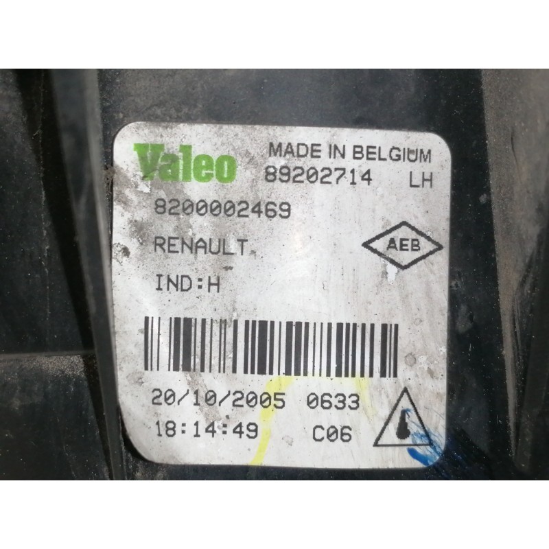 Recambio de faro antiniebla izquierdo para renault clio iii 1.4 16v referencia OEM IAM 8200002469 89202714 89210439