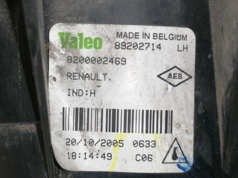 Recambio de faro antiniebla izquierdo para renault clio iii 1.4 16v referencia OEM IAM 8200002469 89202714 89210439