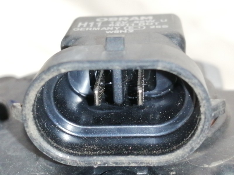 Recambio de faro antiniebla izquierdo para renault clio iii 1.4 16v referencia OEM IAM 8200002469 89202714 89210439