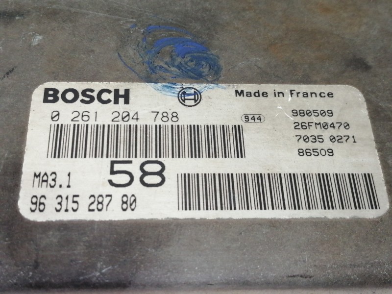 Recambio de centralita motor uce para citroën saxo 1.1 sx referencia OEM IAM 0261204788  