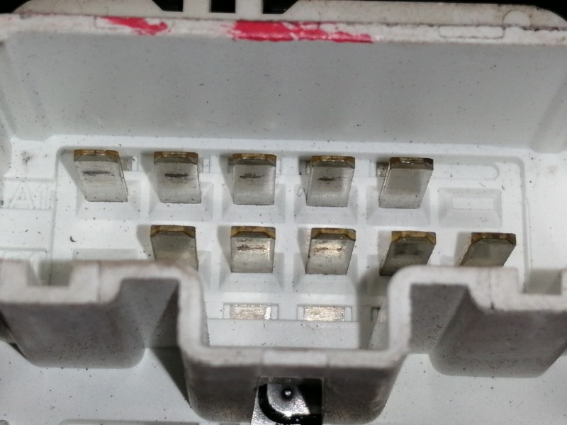 Recambio de mando elevalunas delantero izquierdo para renault clio iii 1.4 16v referencia OEM IAM 8200356519  