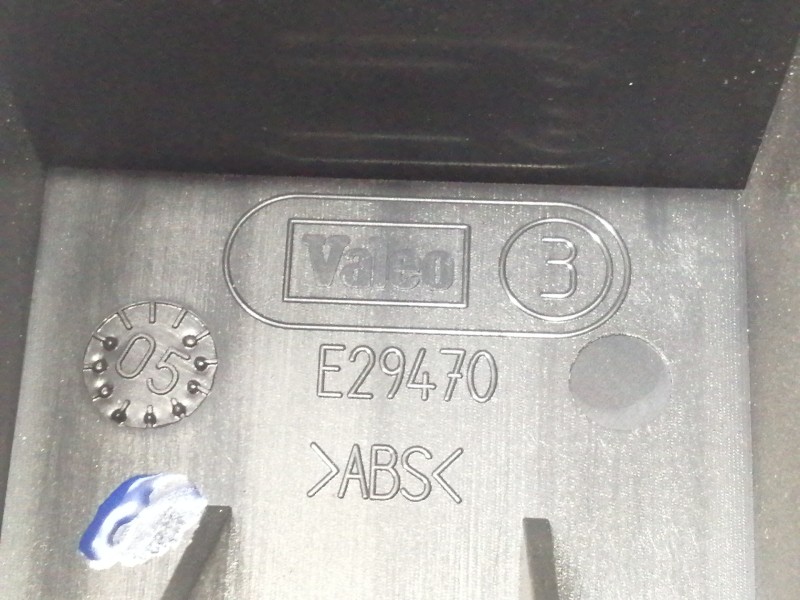 Recambio de mando elevalunas delantero izquierdo para renault clio iii 1.4 16v referencia OEM IAM 8200356519  