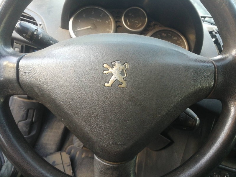 Recambio de airbag delantero izquierdo para peugeot 207 1.4 referencia OEM IAM 96500674  