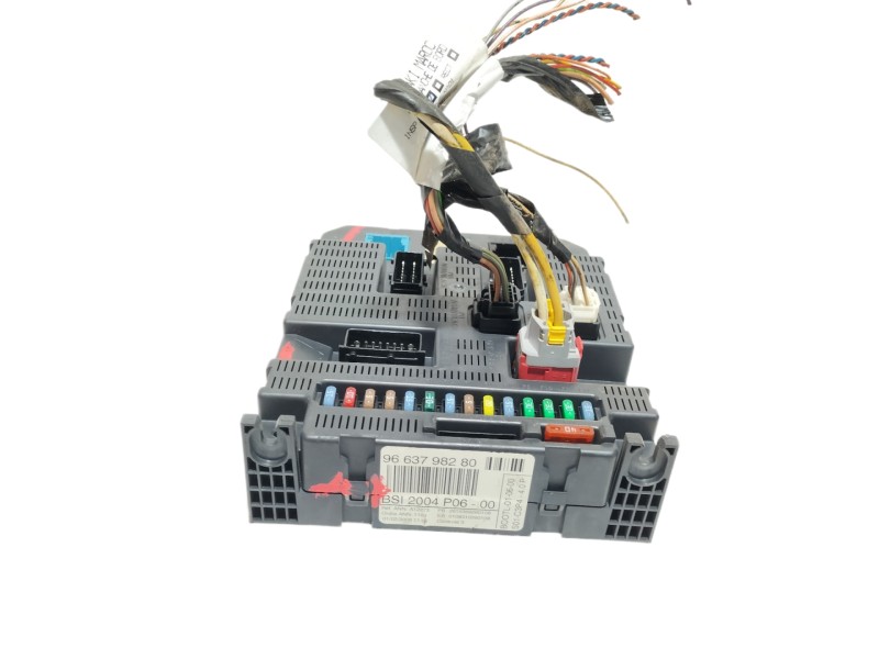 Recambio de caja reles / fusibles para peugeot 207 1.4 referencia OEM IAM 9663798280  