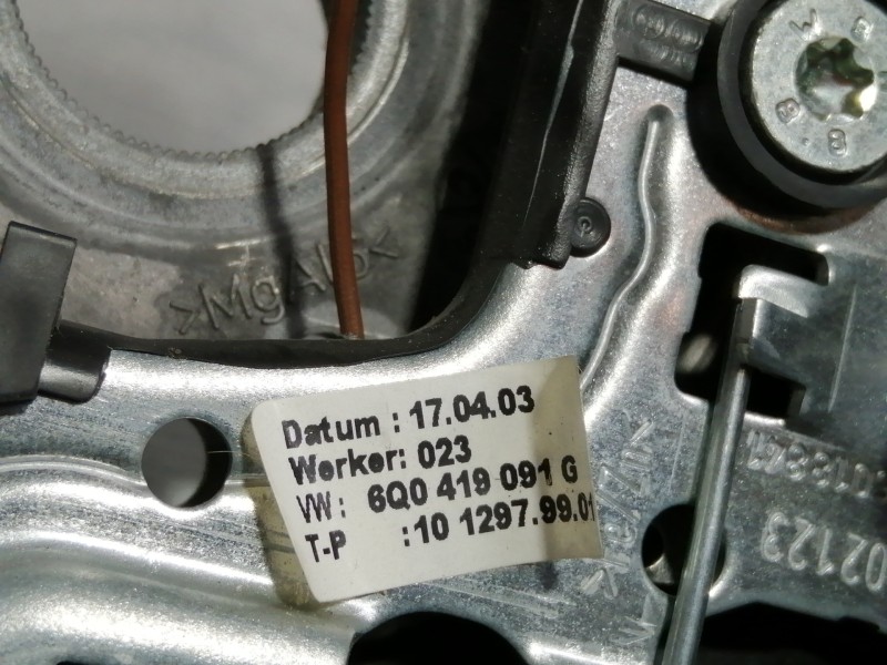 Recambio de volante para volkswagen polo (9n1) trendline referencia OEM IAM 6Q0419091G  