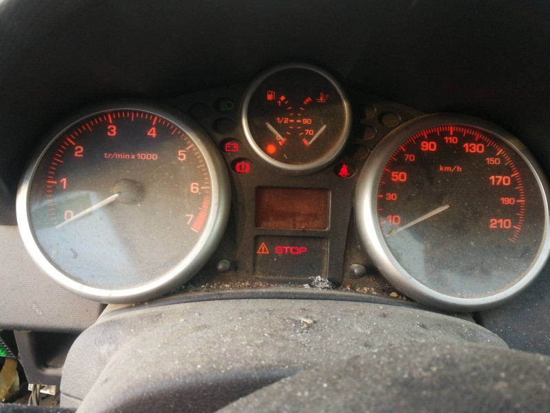 Recambio de cuadro instrumentos para peugeot 207 1.4 referencia OEM IAM 9662903780  