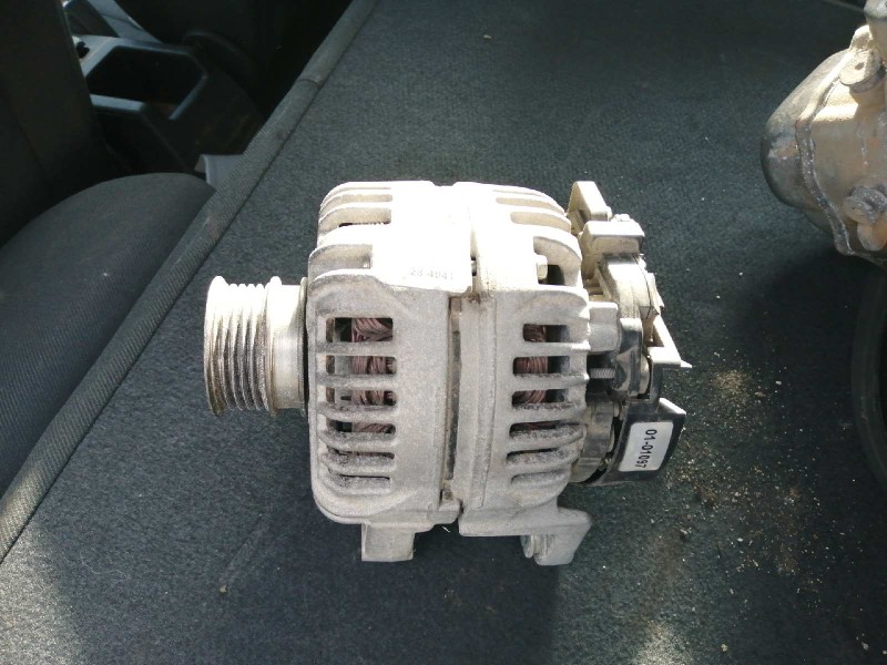 Recambio de alternador para opel astra h berlina elegance referencia OEM IAM 0124425005  