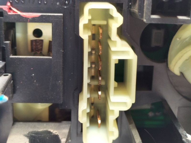 Recambio de mando calefaccion / aire acondicionado para peugeot 207 1.4 referencia OEM IAM 699100002  