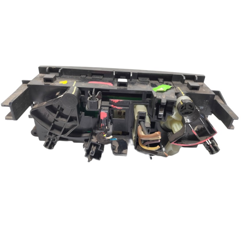 Recambio de mando calefaccion / aire acondicionado para peugeot 207 1.4 referencia OEM IAM 699100002  