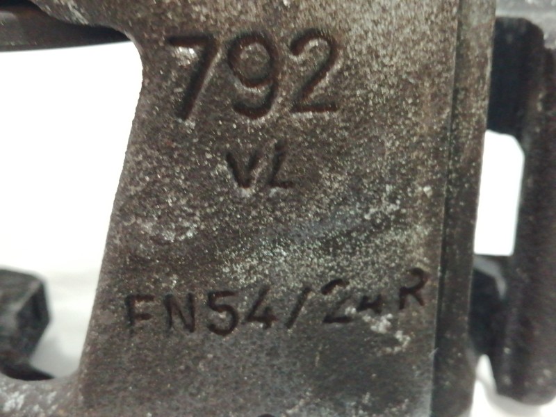 Recambio de pinza freno delantera derecha para opel omega a 2.4 c referencia OEM IAM FN5424  