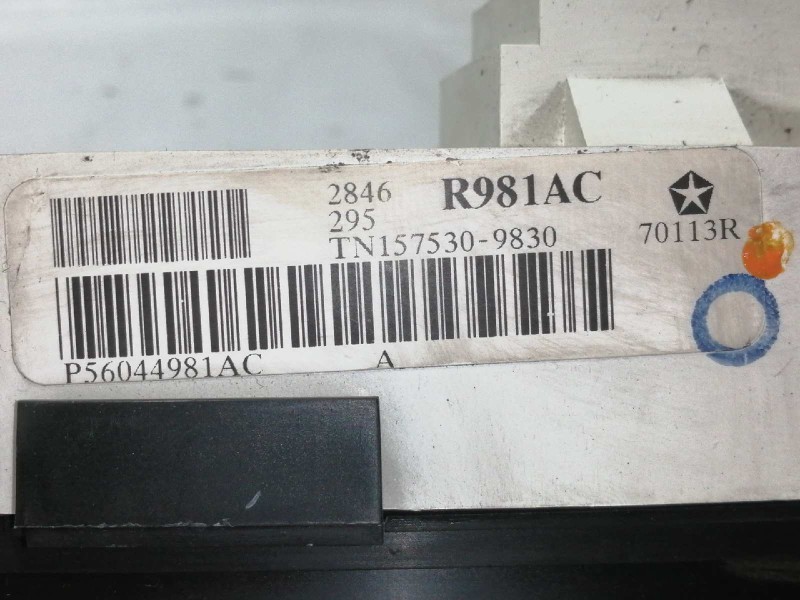 Recambio de cuadro instrumentos para chrysler voyager (rg) 2.5 crd executive referencia OEM IAM P56044981AC  
