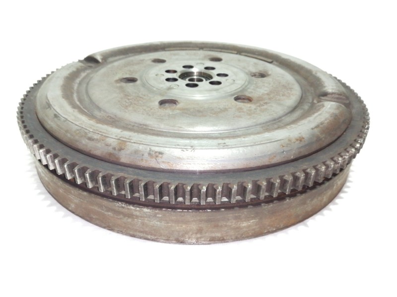 Recambio de volante motor para iveco daily caja cerrada (1999 =>) 29 - l 11 caja cerrada referencia OEM IAM 415022210  