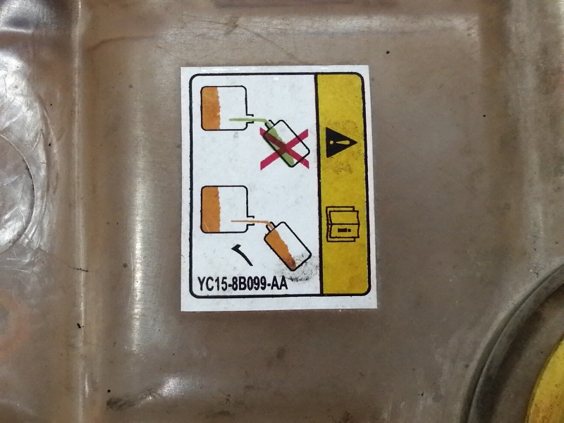 Recambio de deposito expansion para ford transit connect (tc7) furgón (2006) referencia OEM IAM YC158B099AA  