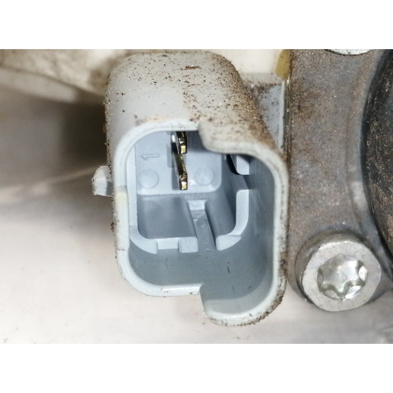 Recambio de elevalunas delantero derecho para nissan micra (k12e) acenta referencia OEM IAM 0130822203  