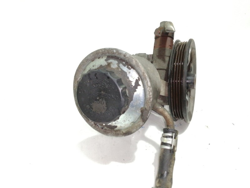 Recambio de bomba direccion para toyota yaris (ncp1/nlp1/scp1) 1.0 linea luna referencia OEM IAM   