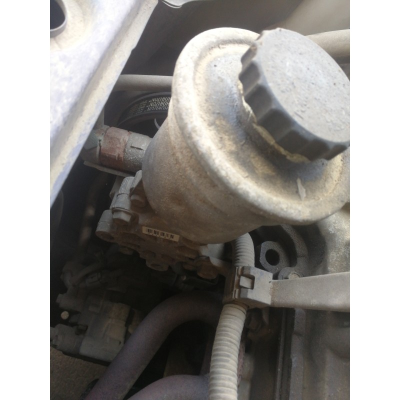 Recambio de bomba direccion para toyota yaris (ncp1/nlp1/scp1) 1.0 linea luna referencia OEM IAM   