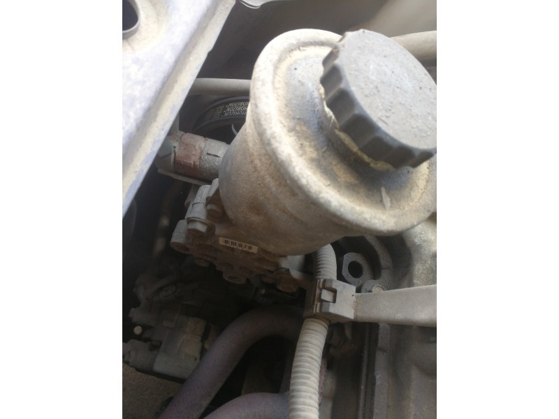 Recambio de bomba direccion para toyota yaris (ncp1/nlp1/scp1) 1.0 linea luna referencia OEM IAM   