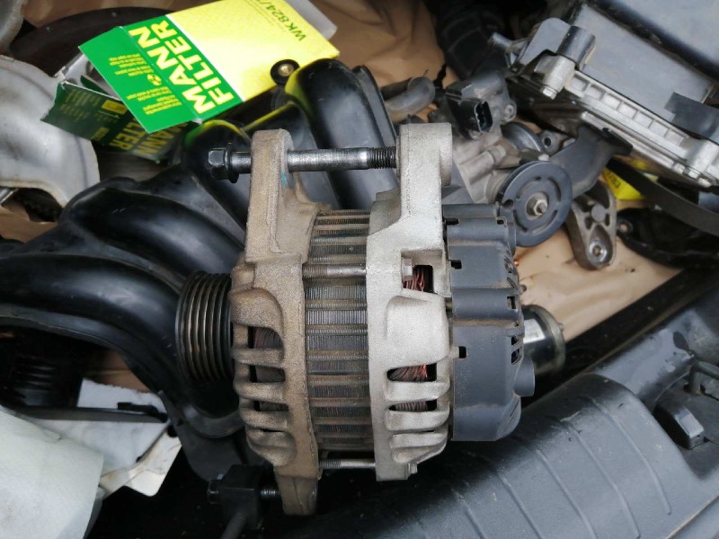 Recambio de alternador para kia cee´d active referencia OEM IAM 373002B101 2655447 