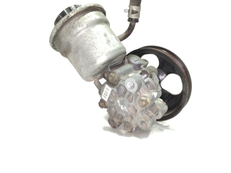 Recambio de bomba direccion para toyota yaris (ncp1/nlp1/scp1) 1.0 linea luna referencia OEM IAM   