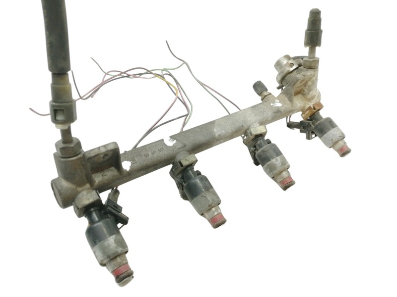 Recambio de rampa inyectora para daewoo leganza 2.0 cdx referencia OEM IAM 90411551  