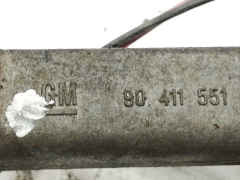 Recambio de rampa inyectora para daewoo leganza 2.0 cdx referencia OEM IAM 90411551  