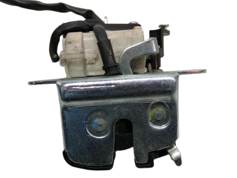 Recambio de cerradura maletero / porton para fiat linea (110) activa (110.0/111.0) referencia OEM IAM   