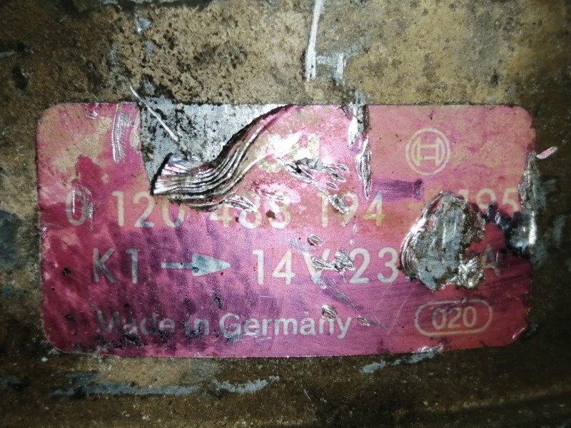 Recambio de alternador para toyota land cruiser (j7) bj73 referencia OEM IAM 0120488194  