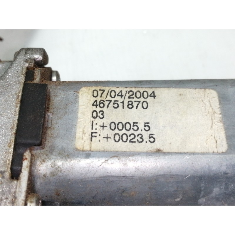 Recambio de elevalunas delantero derecho para alfa romeo 147 (190) 1.9 jtd impression referencia OEM IAM 46751870  