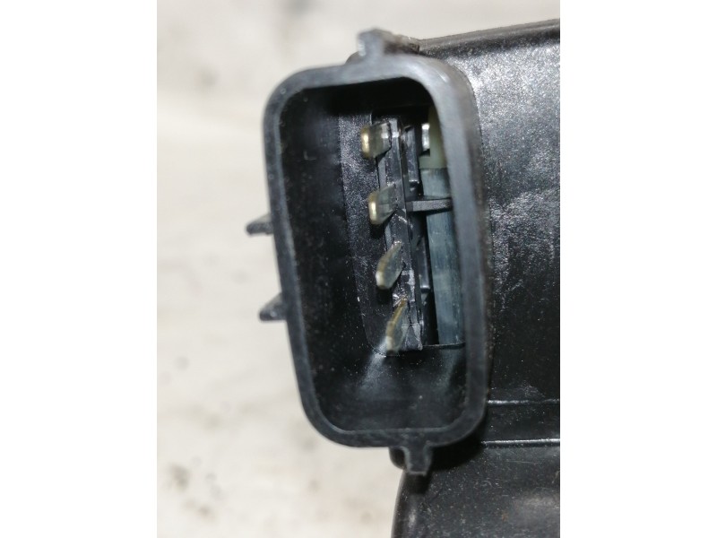 Recambio de cerradura maletero / porton para kia cee´d active referencia OEM IAM   