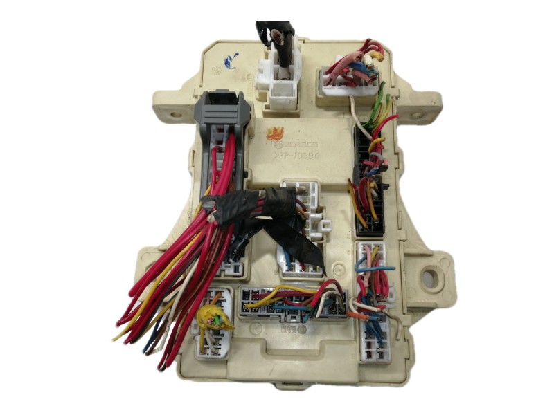 Recambio de caja reles / fusibles para kia cee´d active referencia OEM IAM 919501H510  