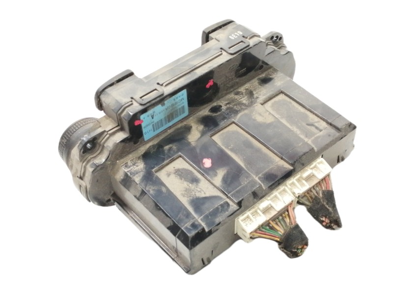 Recambio de mando calefaccion / aire acondicionado para hyundai accent (mc) gl referencia OEM IAM 972501EXXX  