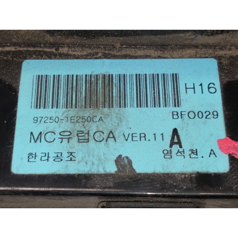 Recambio de mando calefaccion / aire acondicionado para hyundai accent (mc) gl referencia OEM IAM 972501EXXX  